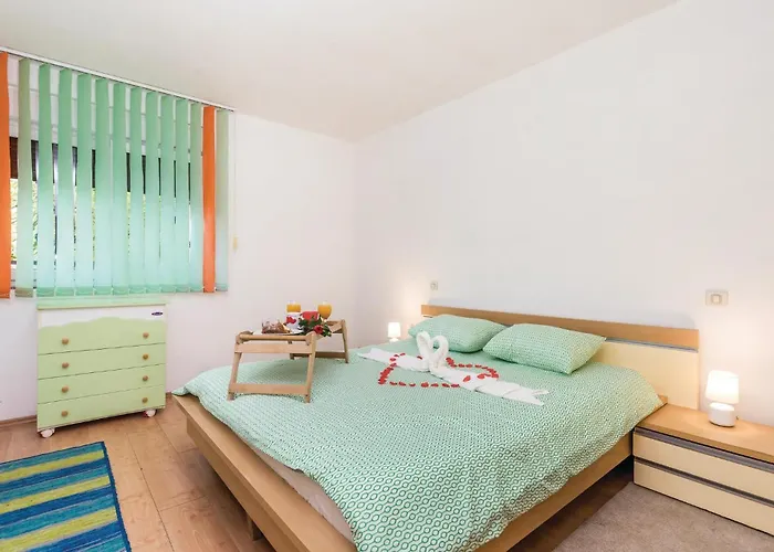 2 Bedroom Beautiful In * Rijeka